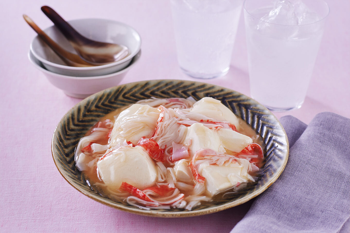 湯豆腐のカニカマあんかけ